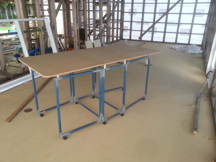 2016 First Prototype of Cutting and Design Table